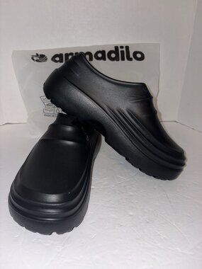 Armadillo Chef Nursing clogs Women US 8 Euro 39  slip resistant waterproof Black